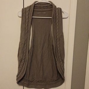 Rubbish brand gray knitted sweater vest, size M